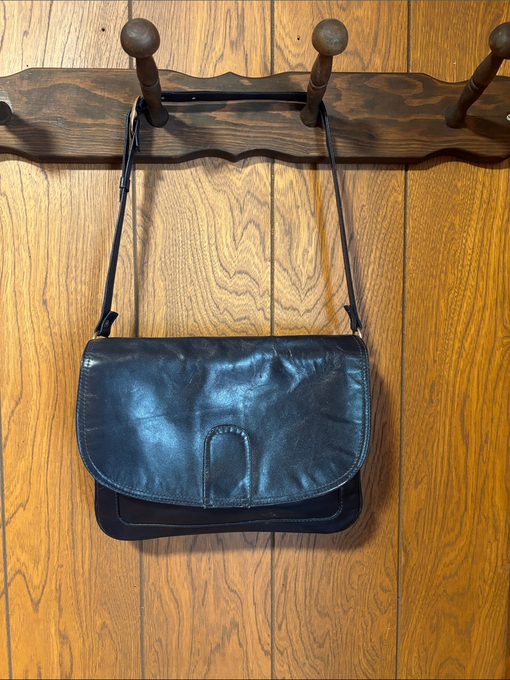 Vintage Navy Blue Made Genuine Leather Made In Uruguay Shoulder Bag